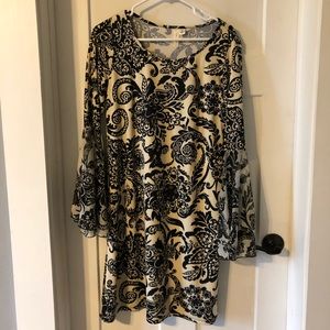 Tacera bell sleeved dress